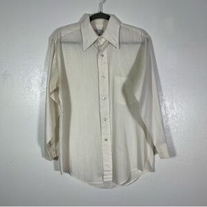 Plaza Suite, Long Sleeve Button Down Shirt. Similar to a size Med/Large.